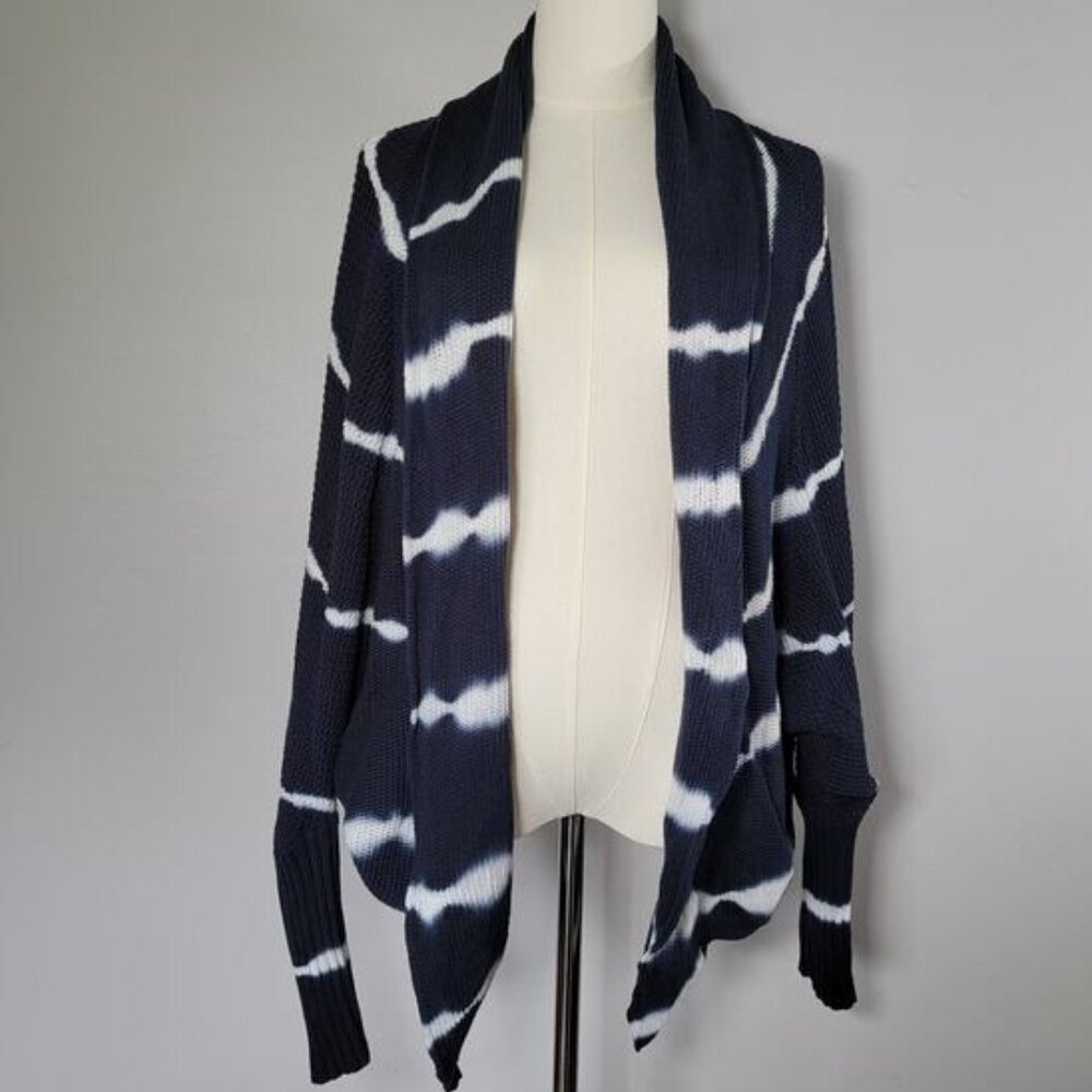 Moon & Madison Batwing Cardigan Sweater Womens L Navy Tie Dye Hippie Lagenlook